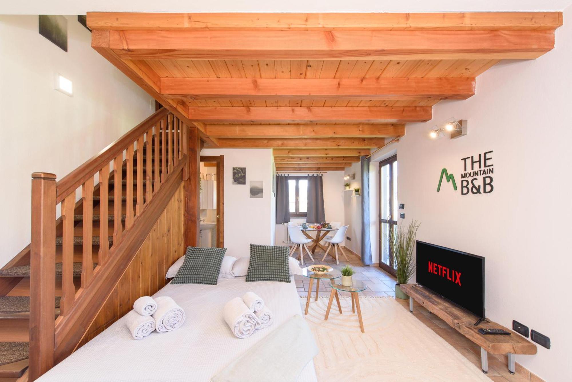 "The Mountain B&B" - Ski, Mtb & Beautiful View - Private Parking Aosta Buitenkant foto