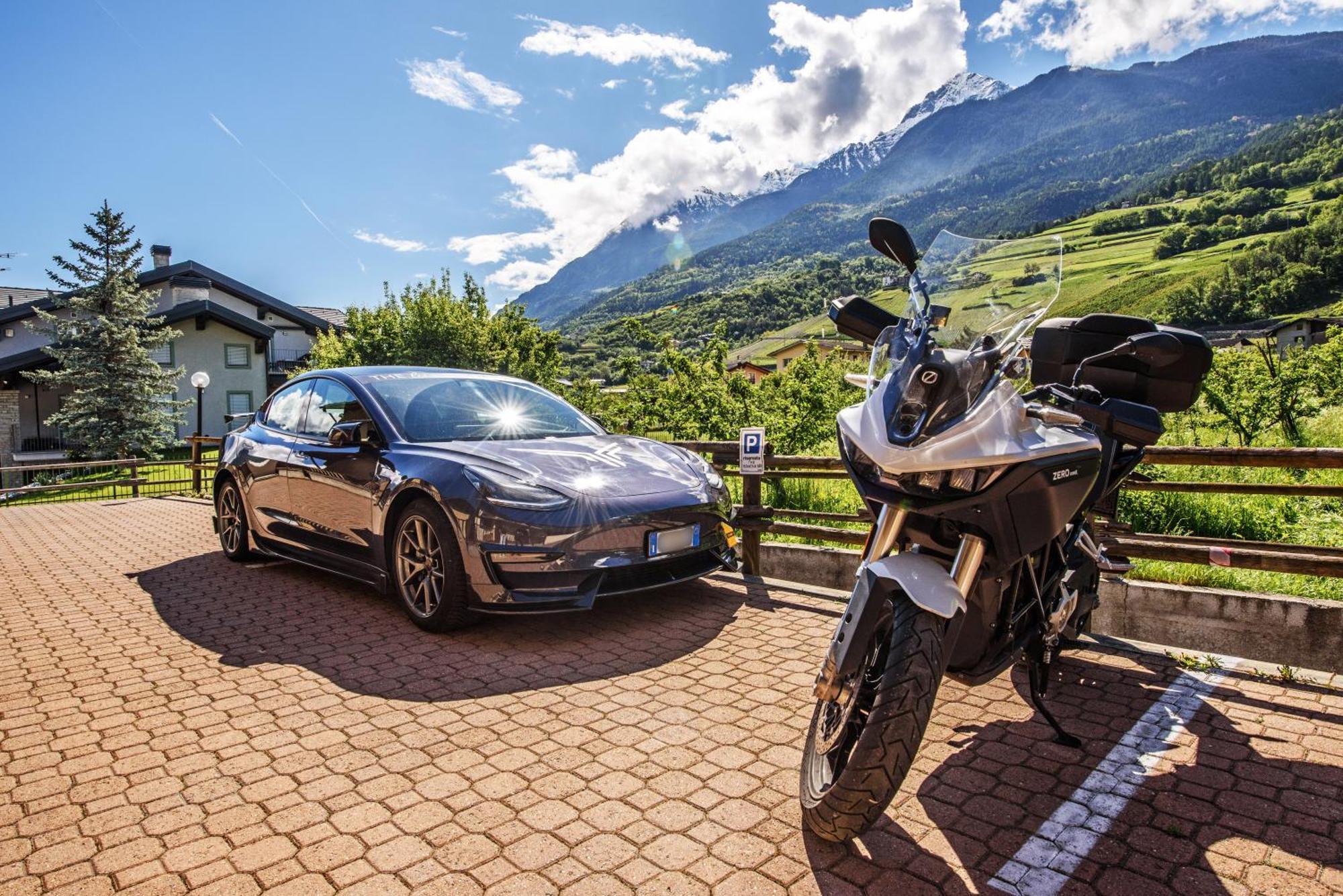 "The Mountain B&B" - Ski, Mtb & Beautiful View - Private Parking Aosta Buitenkant foto