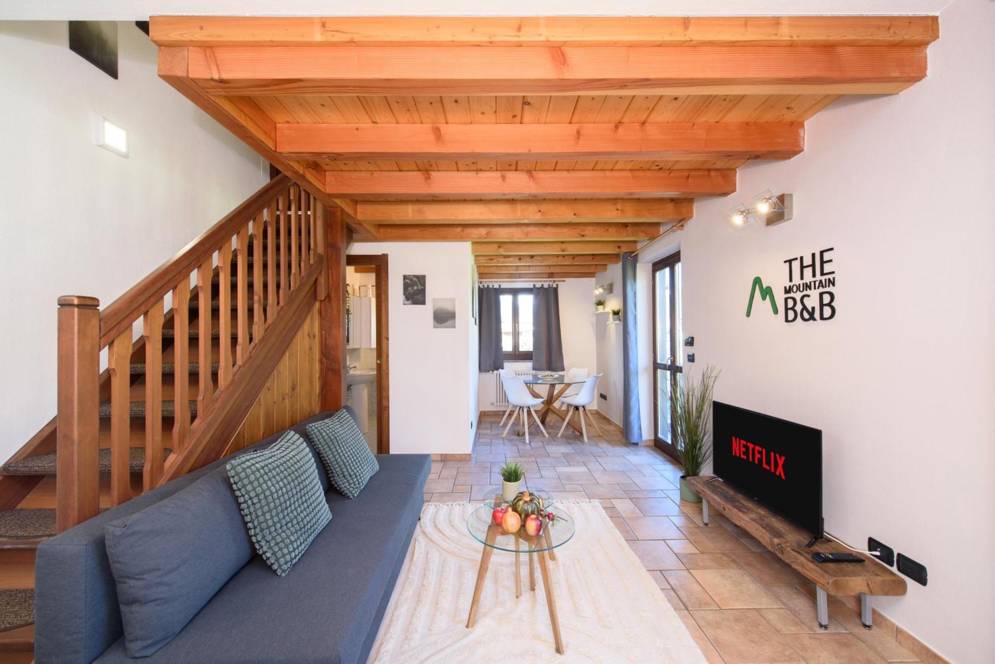 "The Mountain B&B" - Ski, Mtb & Beautiful View - Private Parking Aosta Buitenkant foto
